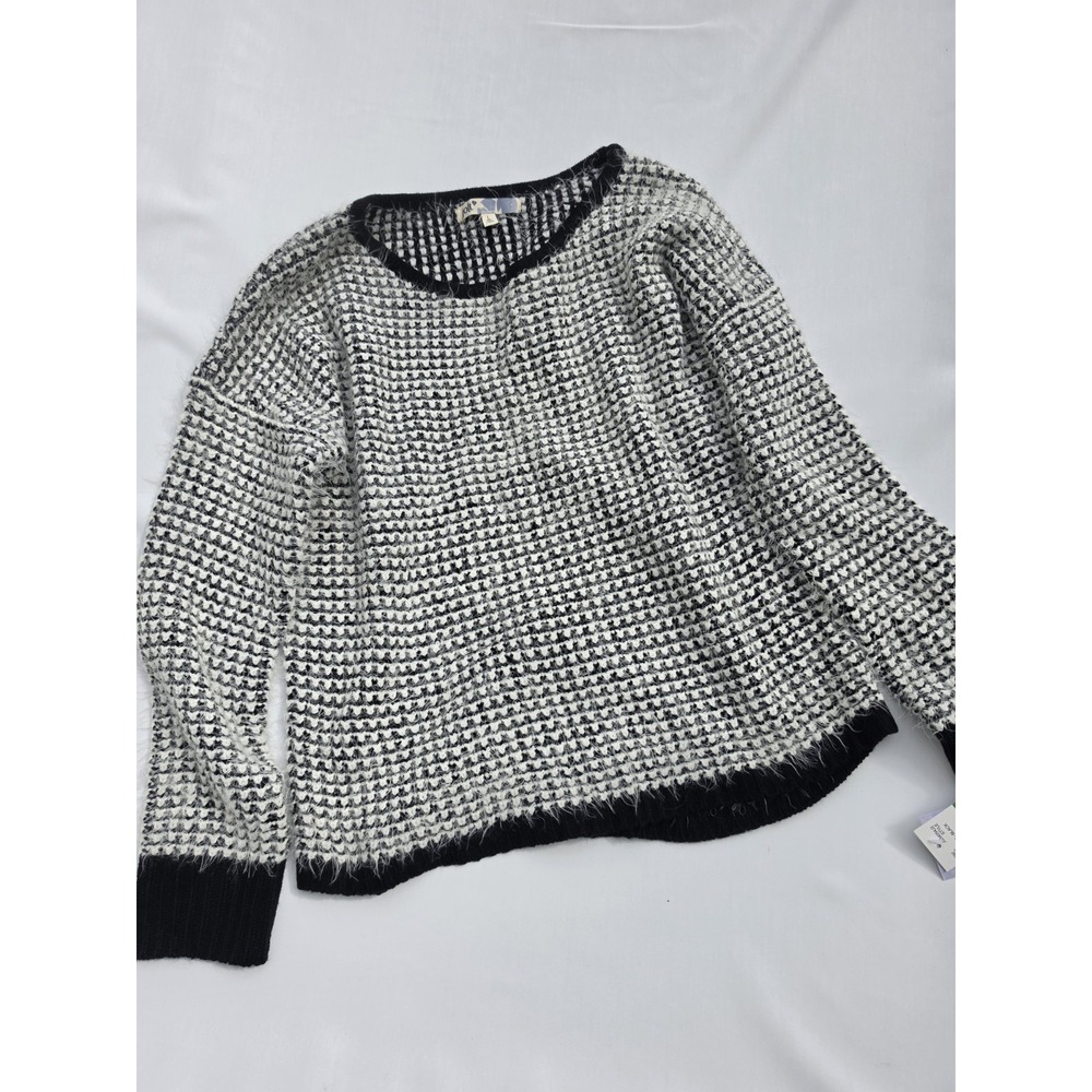 Jolt Women's Large L Black White Fuzzy Textured Knit Sweater Pullover Cozy Y2K